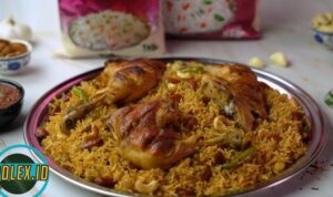 Makanan di Madinah Yang Menyajikan Hidangan Tradisional Arab